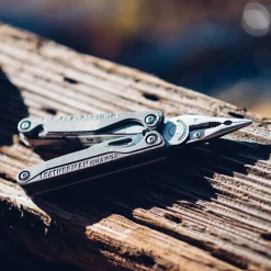 Outlet Charge + TTi Multi-tool Multitools