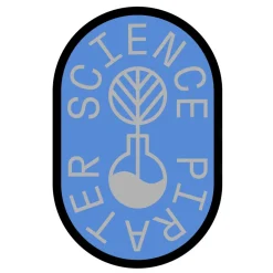 Clearance Uniformsmærke, SciencePirater, 10-13 år, blå Det Danske Spejderkorps ›